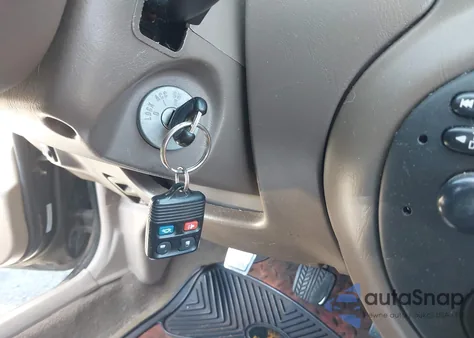 1998 Ford Escort Zx2/Sport z USA, uszkodzony, nr VIN 3FAKP113XWR272721